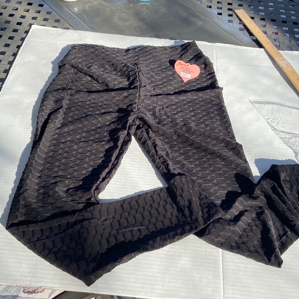Honeycomb leggings NWT
